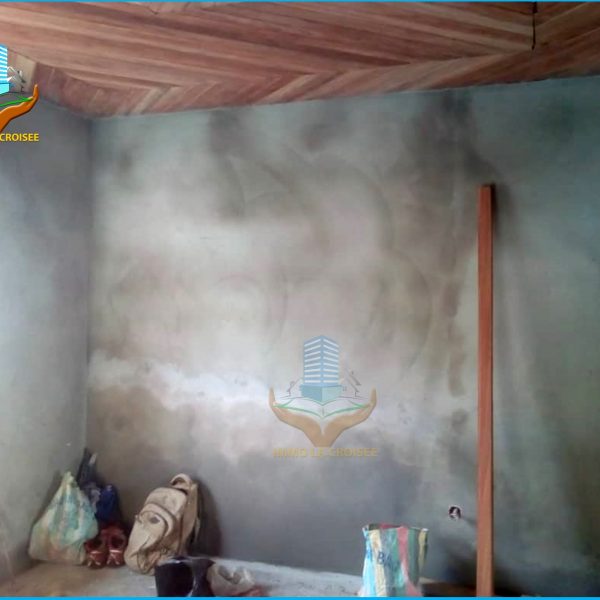 Rénovation d'une maison à Bertoua