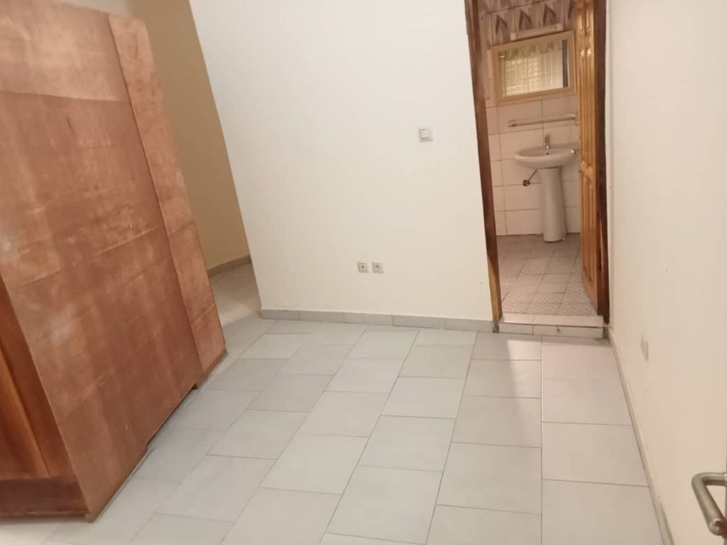 WhatsApp Image 2025-11-25 at 15.55.28