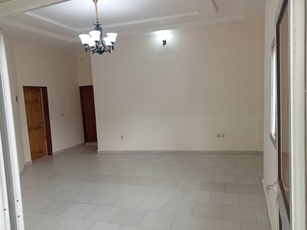 WhatsApp Image 2025-11-25 at 15.55.29